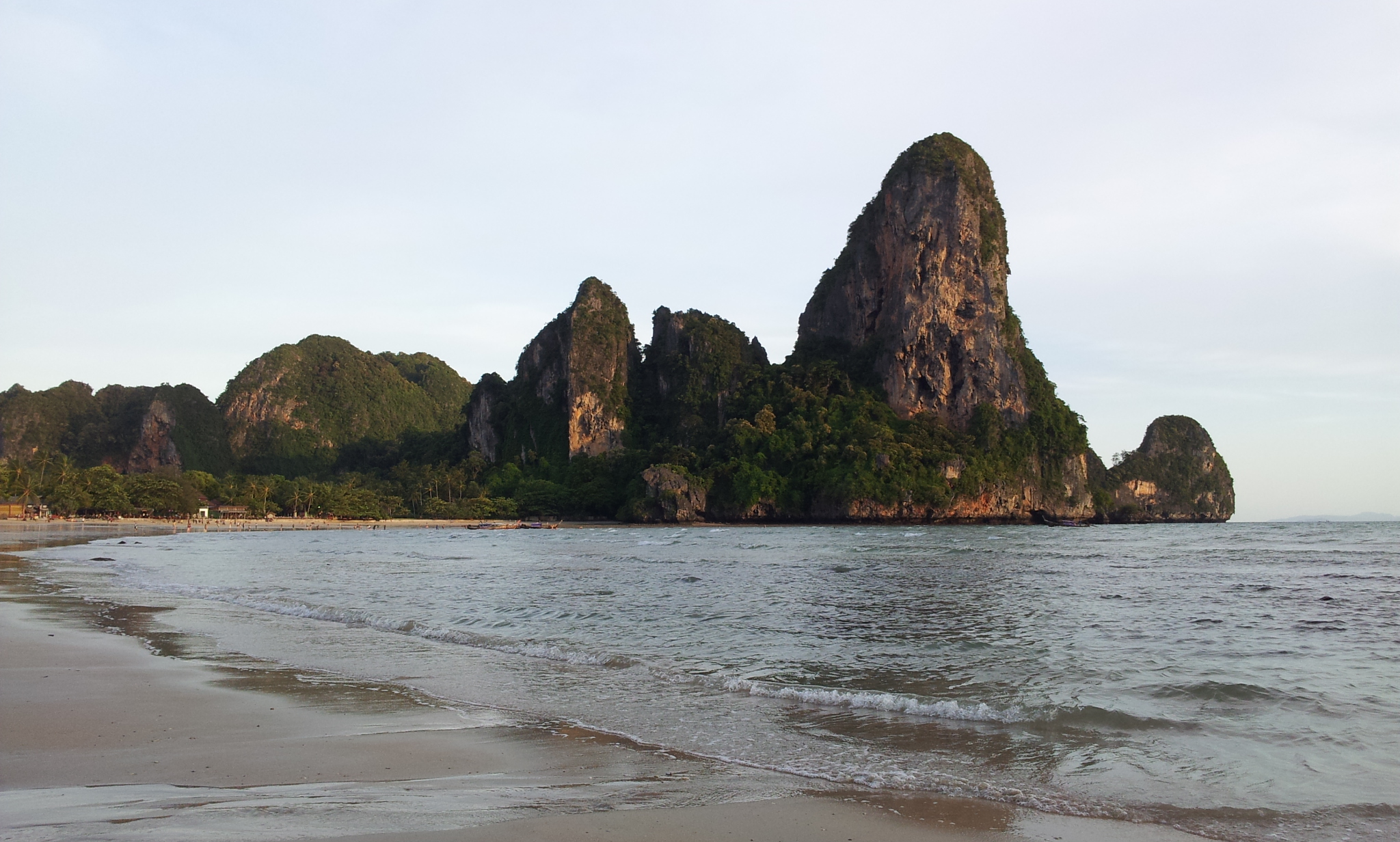 Krabi montaña kárstica